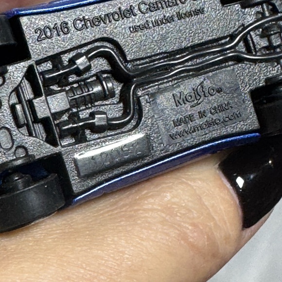 Maisto 2016 Chevrolet Camaro‎ SS S/E - Picture 5 of 5